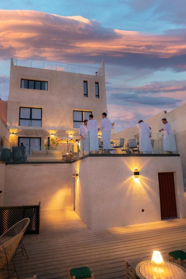 Hôtel Oasis Ad-Dakhla Exterior foto