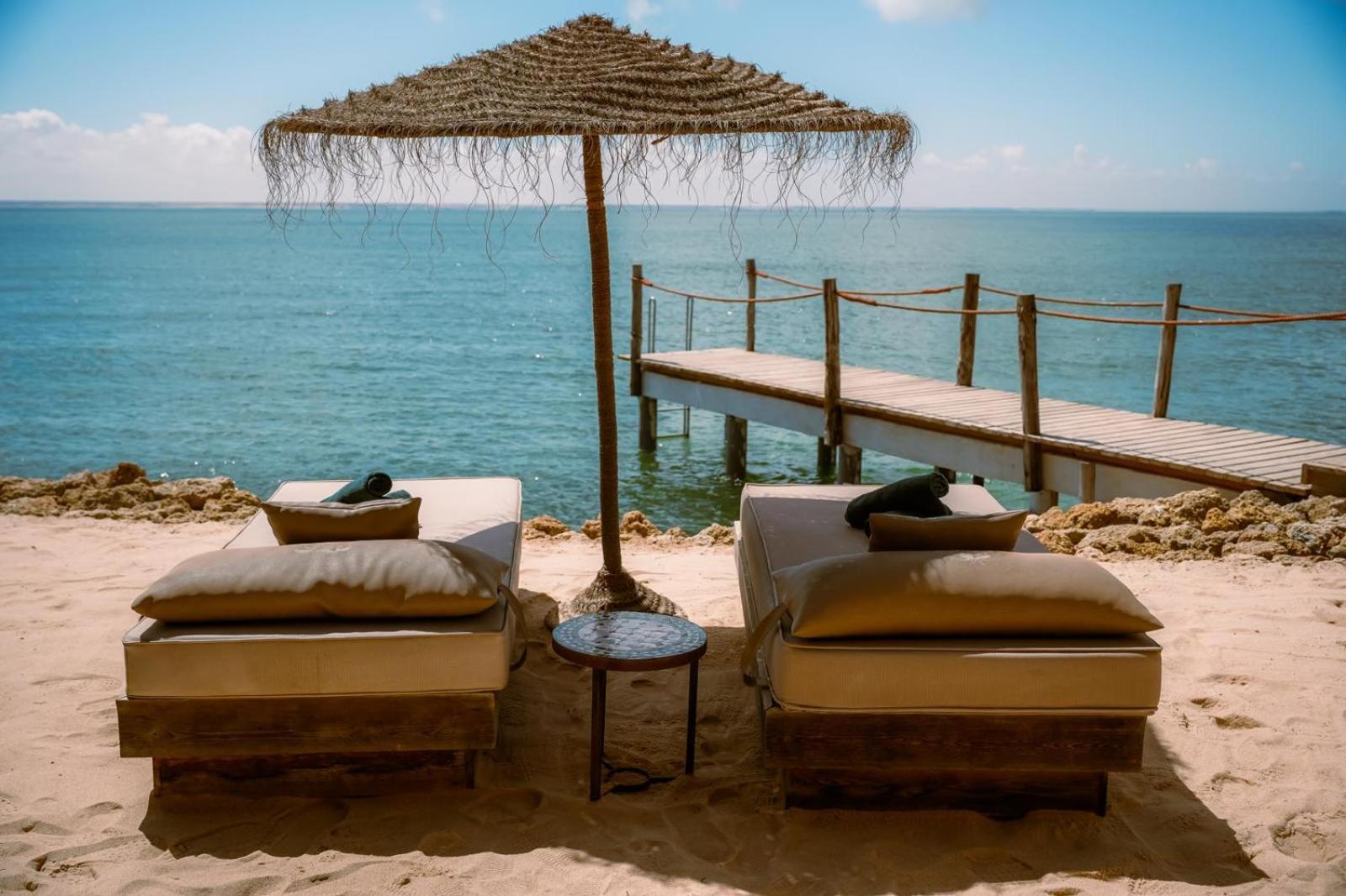 Hôtel Oasis Ad-Dakhla Exterior foto